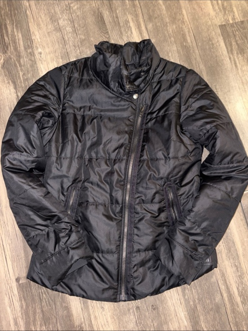 REI Black puffer jacket - woman’s small
